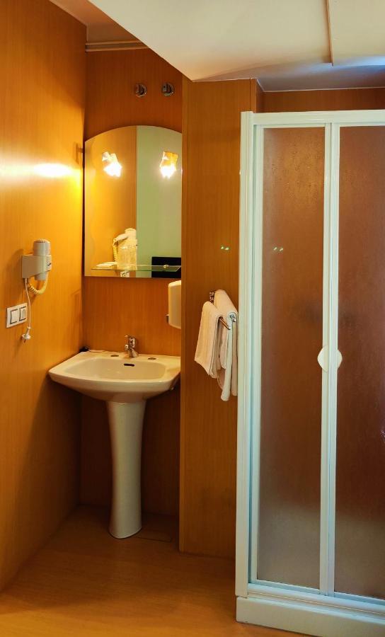 Pension San Roque Lugo Extérieur photo