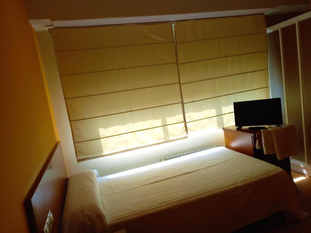 Pension San Roque Lugo Extérieur photo